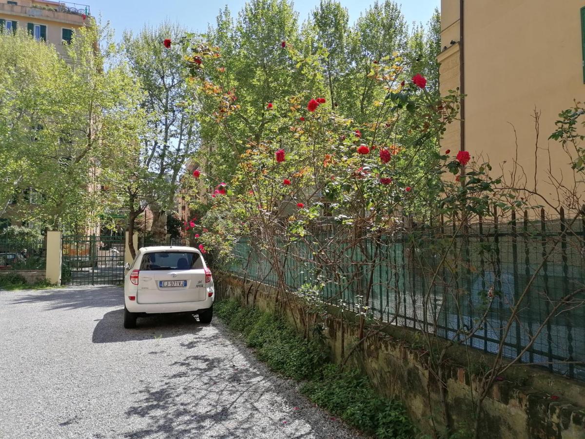 Il Giardino Di Elettra - Freeparking Aparthotel Genua Exteriör bild