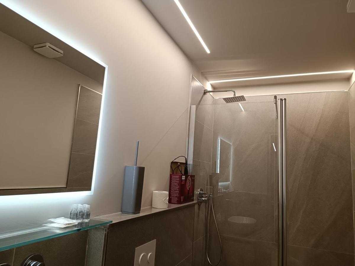 Il Giardino Di Elettra - Freeparking Aparthotel Genua Exteriör bild