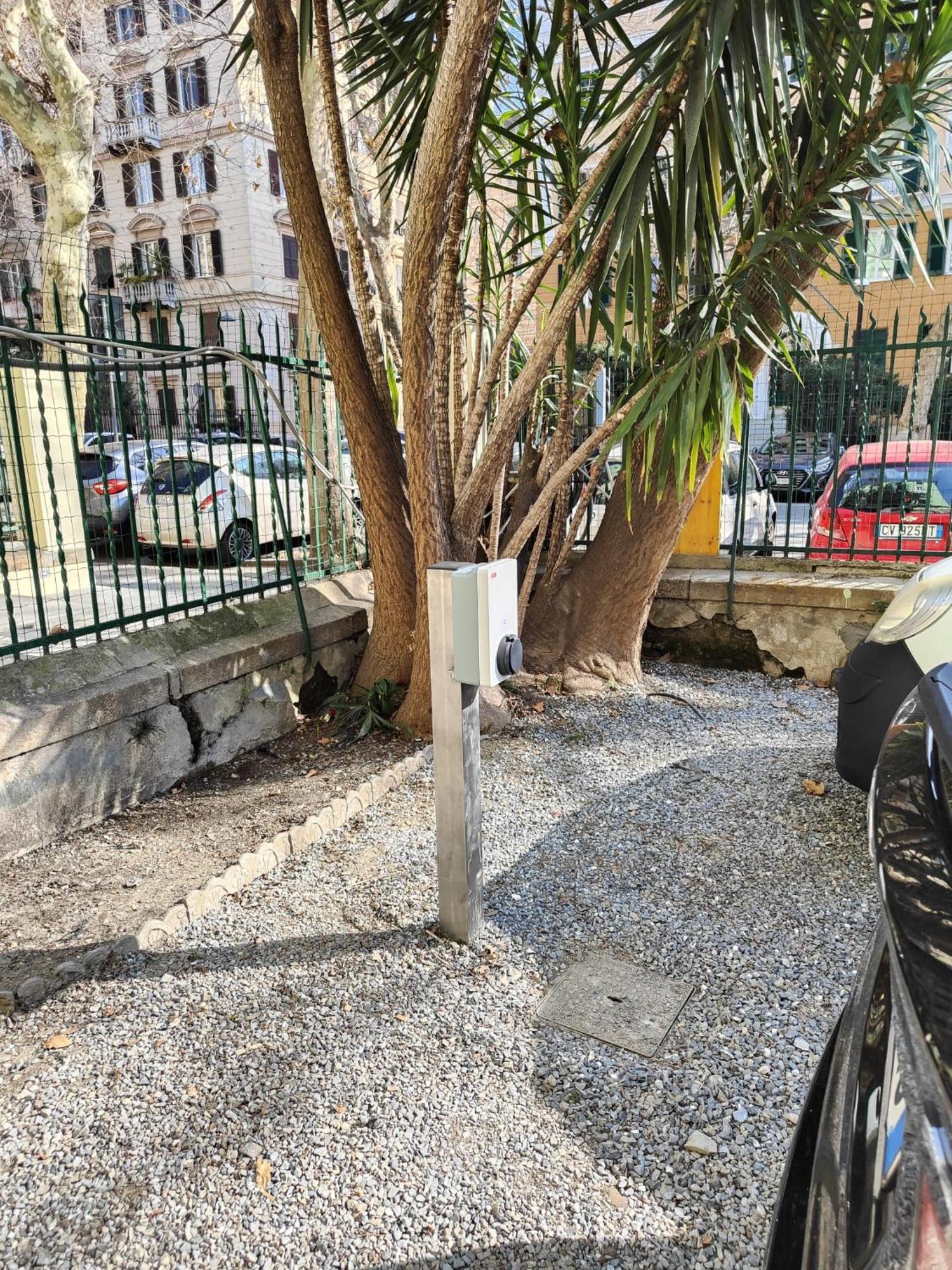 Il Giardino Di Elettra - Freeparking Aparthotel Genua Exteriör bild